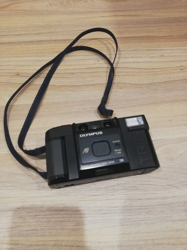 Olympus Trip AF MD Cámara compacta