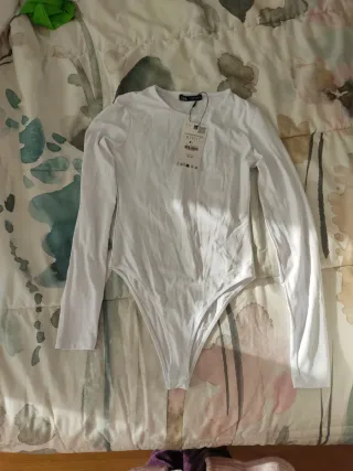 Body manga larga Zara blanco Talla S