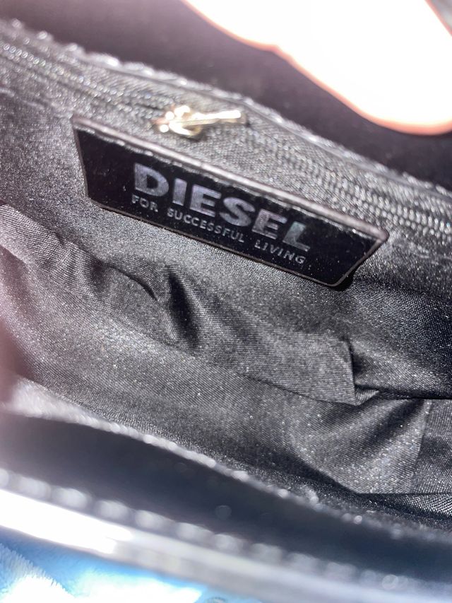 Bolso Diesel Negro y Plateado