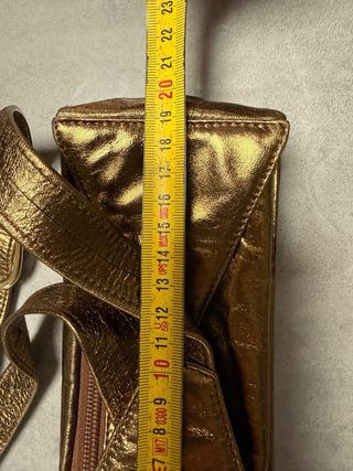 Riñonera Moschino Dorada