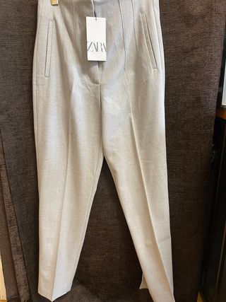 Pantalón Zara Gris Mujer. nuevo con etiquetas