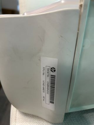 Impresora a color con escáner HP DeskJet 2633