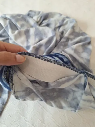 Pantalón ancho tie dye azul y blanco