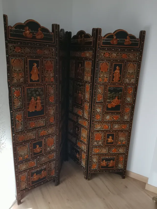 Biombo antiguo diseño indonesio/indú