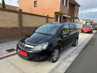 Opel Zafira 2013