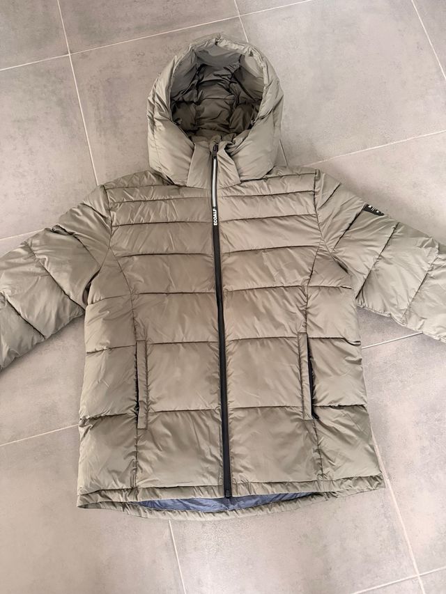 Chaqueta Ecoalf acolchada verde nueva.