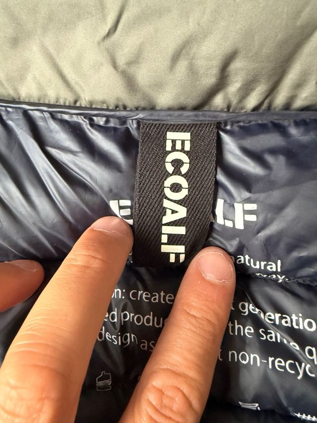 Chaqueta Ecoalf acolchada verde nueva.