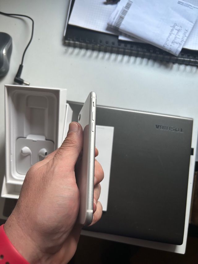 iPhone SE 2020 64GB Blanco