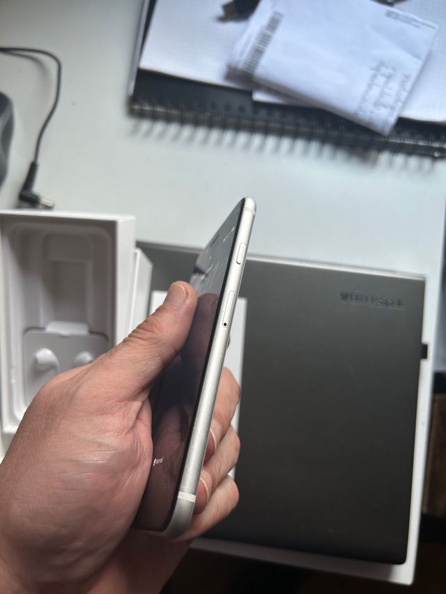 iPhone SE 2020 64GB Blanco