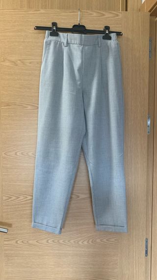 Pantalones grises de vestir