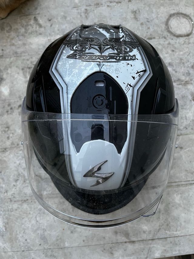 Casco Moto Scorpion Nero e Bianco