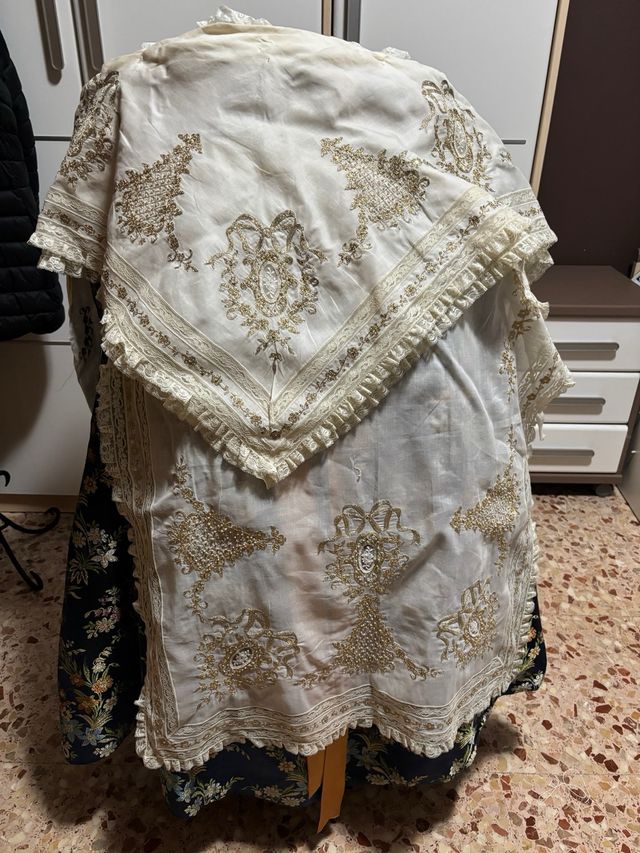 Juego de manteletas a l’antiga.