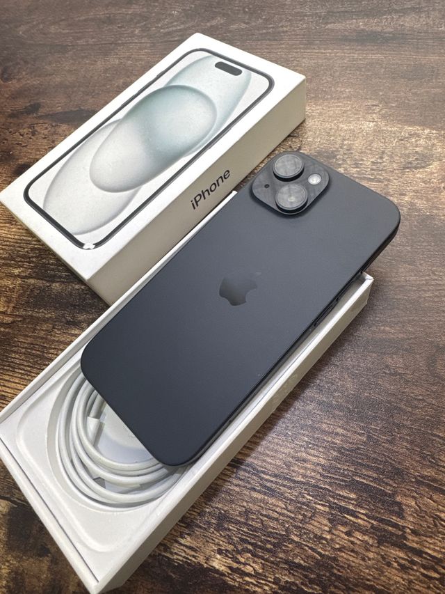 iPhone 15 128GB Excelente y Completo