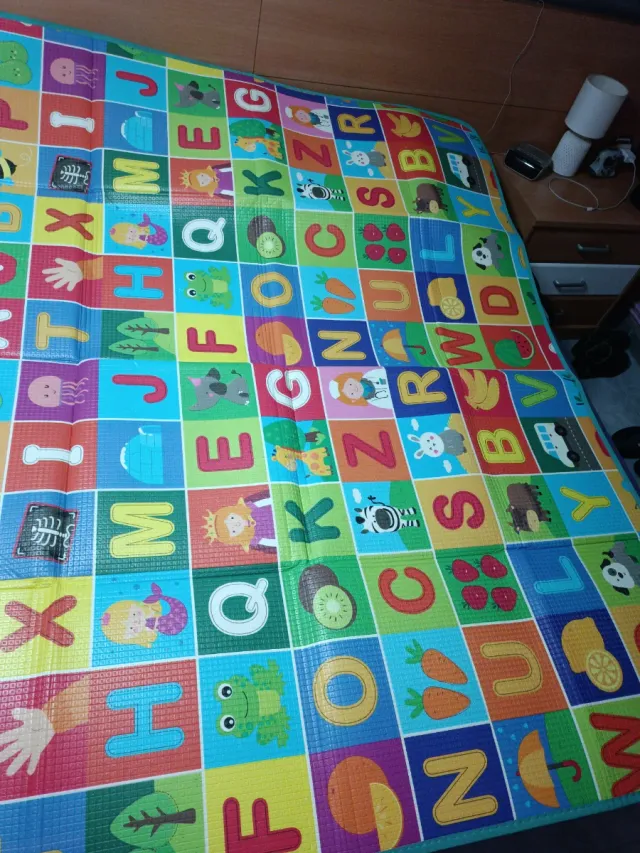 Alfombra de juegos reversible para bebés