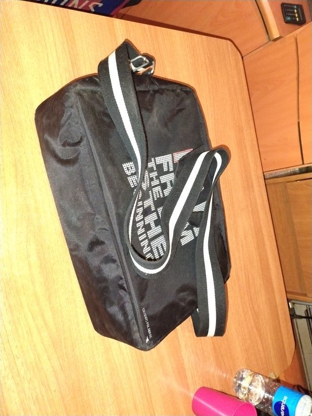 Mochila portátil negra