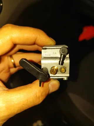 Carburatore Walbro per Decespugliatore FS44