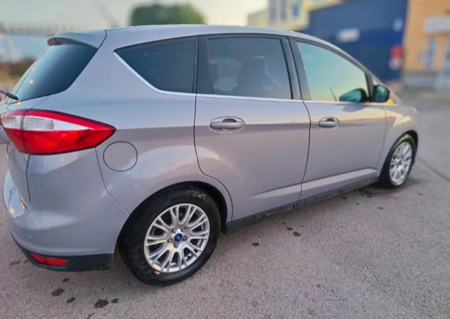 Ford C-MAX 2011