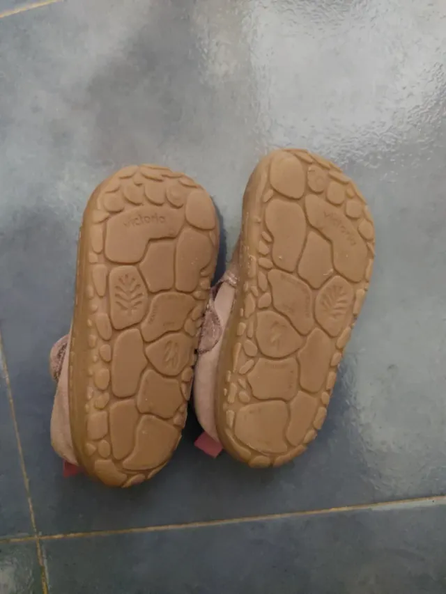 Botas Victoria Barefoot para bebé
