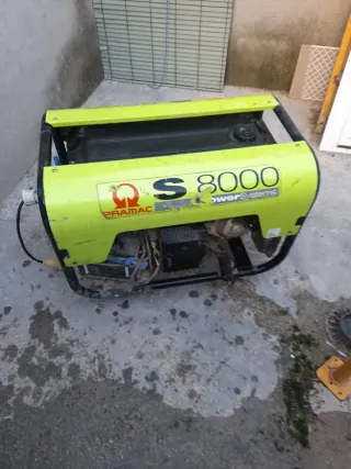 Generador de luz Honda GX390 de 8.000 vatios