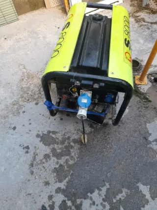 Generador de luz Honda GX390 de 8.000 vatios