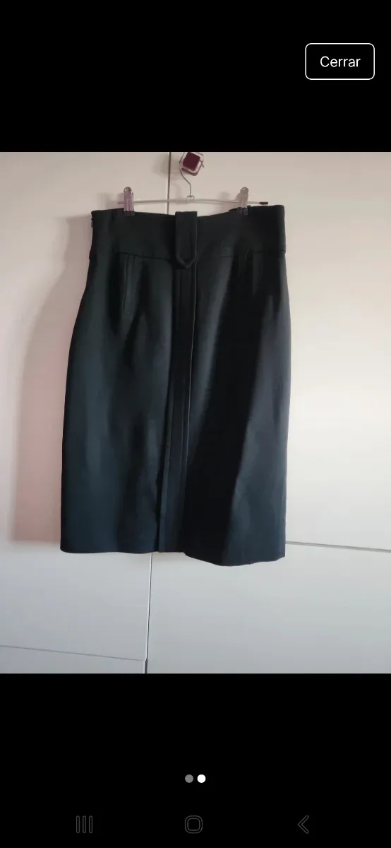 Falda midi Zara recta negra