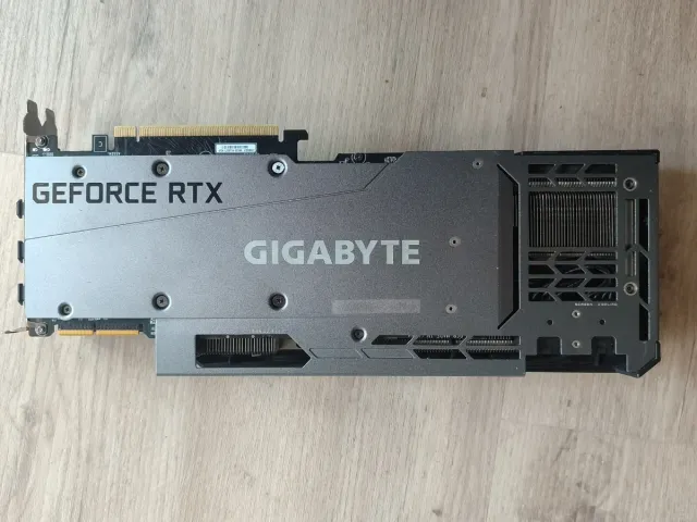 Gigabyte RTX 3090 Placa Gráfica testada