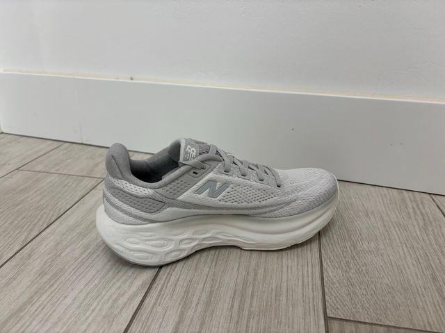 New Balance Fresh Foam X 1080 v13 grises