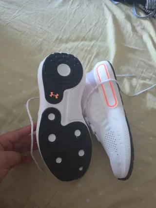 Deportivas Under Armour flexibles y transpirables