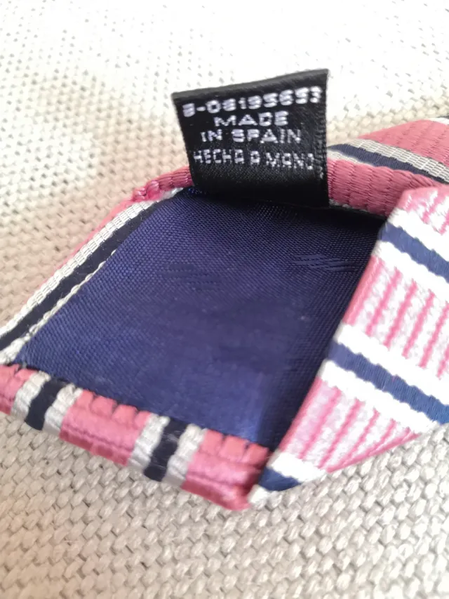 Corbata seda natural a rayas con brillo