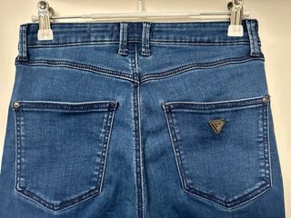 Pantalones Guess Talla 26