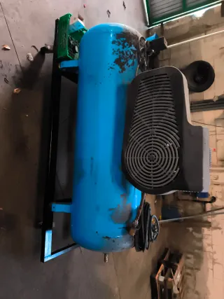 Compresor Abac 7.5 CV HP 500L Trifásico