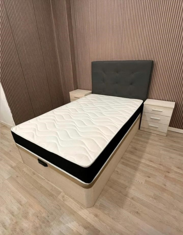 Canapés + colchones nuevos – montaje incluido