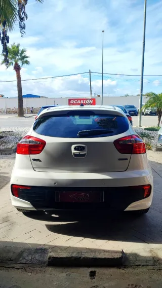 KIA Rio 2015