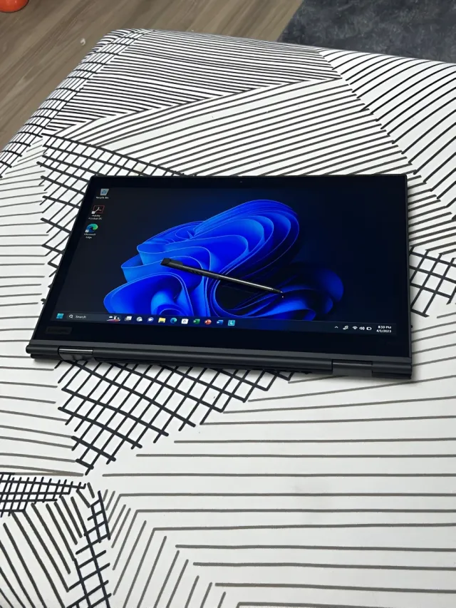 Lenovo ThinkPad X1 Yoga Gen 8 táctil i5 8GB 238GB