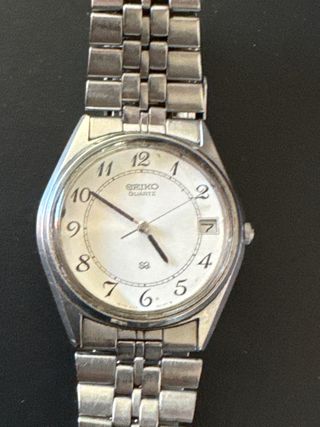 Reloj Seiko SQ Quartz 8122-6000 Plata