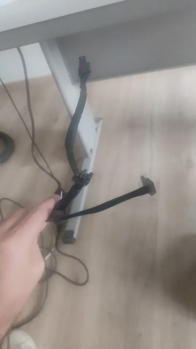 Cabos Corsair SATA e 24 pin