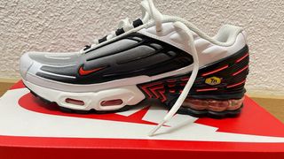 Nike Air Max Plus TN Gris Naranja Blanco