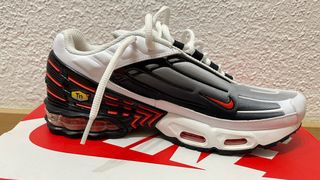 Nike Air Max Plus TN Gris Naranja Blanco