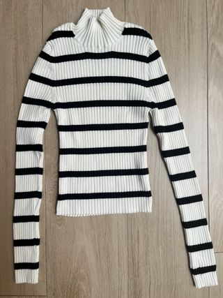 Jersey crop niña rayas cuello alto Talla S