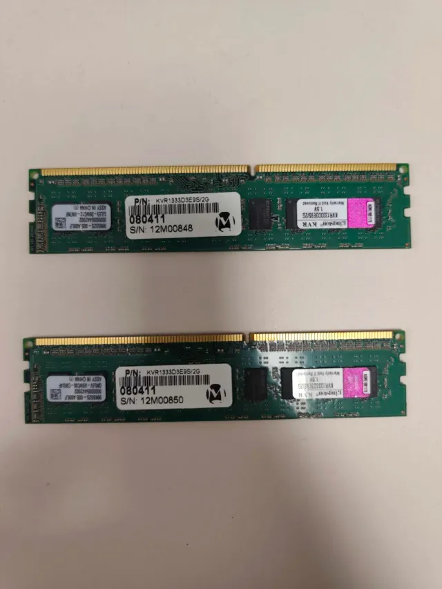 2x Kingston DDR3 2GB 1333MHz ECC RAM