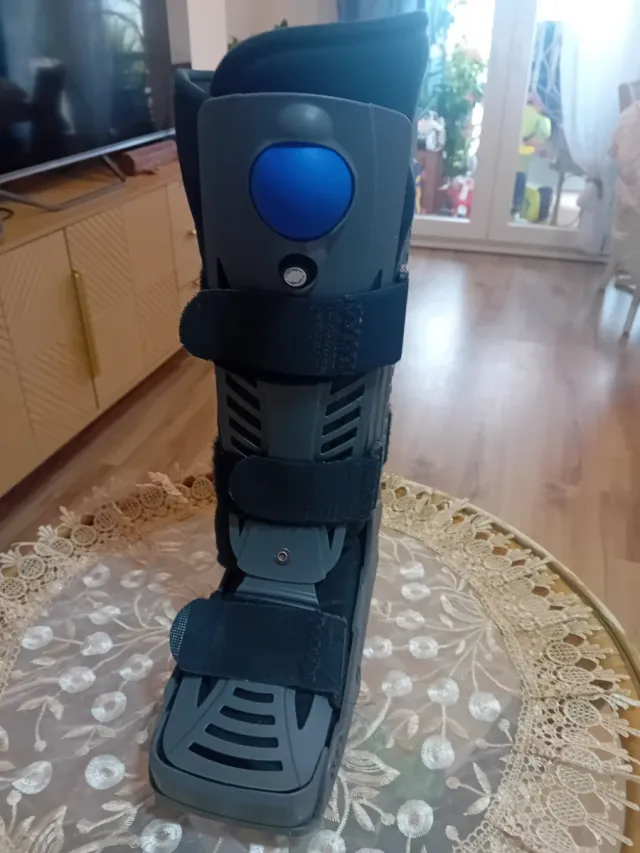 Bota Walker Talla M (39-42)