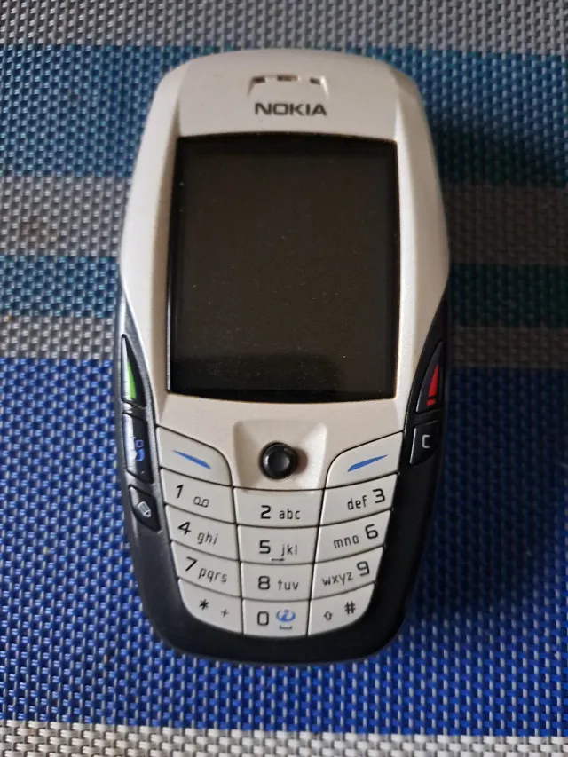 Cellulare Nokia 6600 Bianco vintage