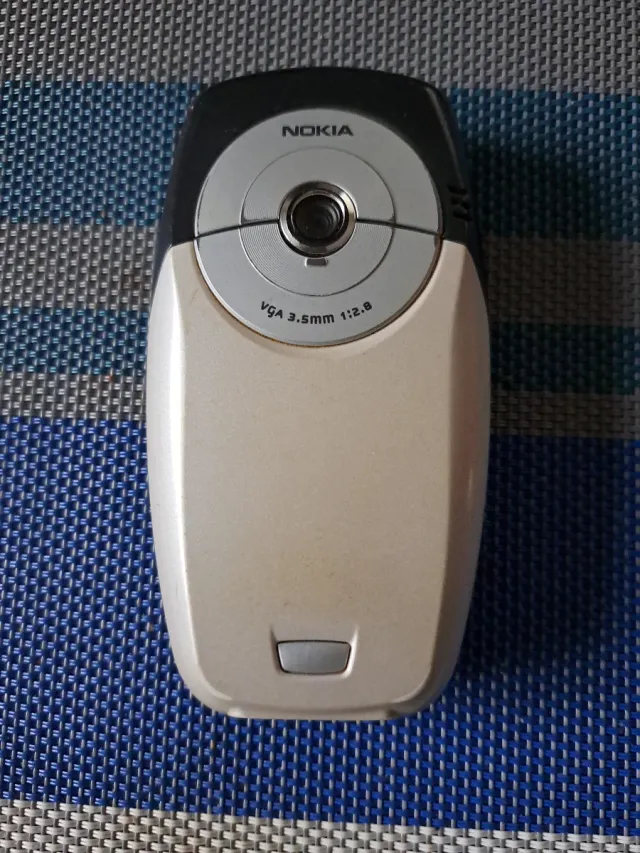 Cellulare Nokia 6600 Bianco vintage
