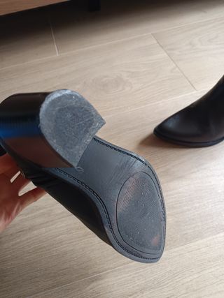 Botas de cuero negras