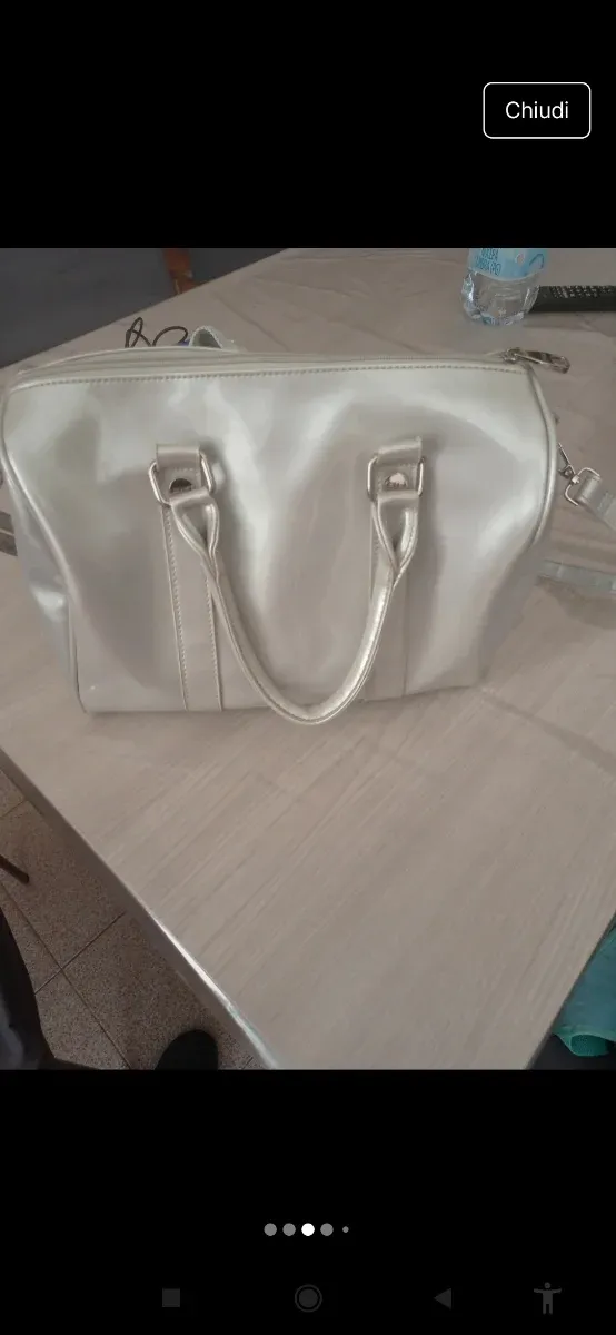 Borsa bauletto Artigli grigio perla con tracolla