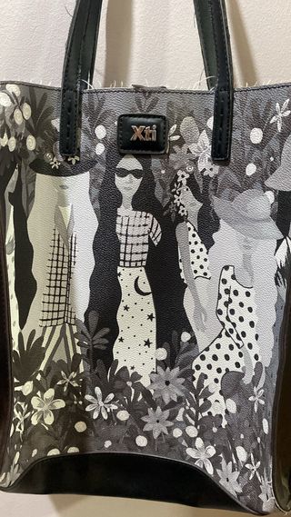 Bolso estampado figuras y flores