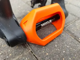 Protettore per forcelle bici