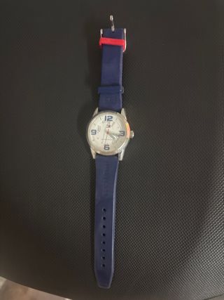 Reloj Tommy Hilfiger Azul y Rojo