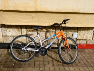 Bicicleta infantil Orbea 24 Shimano 18 velocidades