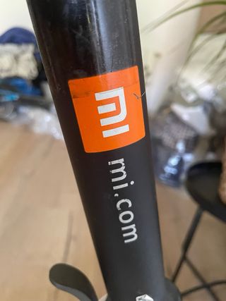 Due monopattini elettrici Xiaomi da riparare